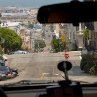 Silnice v San Franciscu jsou opravdu strmé.