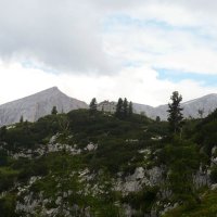 Dusno a vedro, stoupáme stále nahoru.