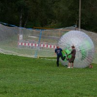 To jste rádi, že mě vidíte, živého a zdravého