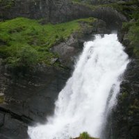 Jeden z největších norských vodopádů Låtefossen