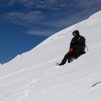 Elbrus uprostřed Kavkazu