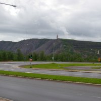 Pohled na doly, těží se až v hloubce 900 m