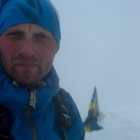 Na vrchol jen v mlze a podle GPS. Asi tuším, jak to bylo s Hančem a Vrbatou.