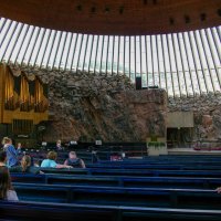Vnitřek skalního kostela Temppeliaukio