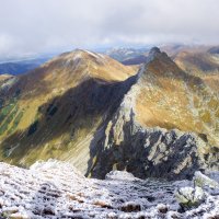 Ostrý Roháč (2 088 m) a Volovec (2 063 m)