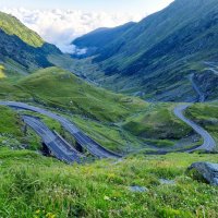Pohled na stoupání Transfagaraš