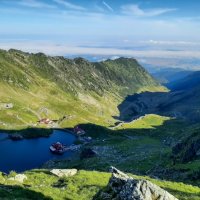 Transfagaraš a okolí jezera