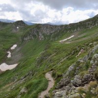 Hřeben vedoucí k Mircii (2470 m)
